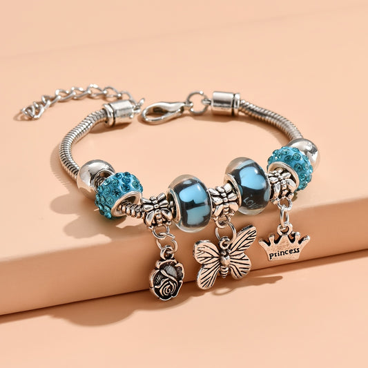 Boho Style Women's Adjustable Butterfly Charm Bracelet - Elegant Hand Jewelry with Unique Design