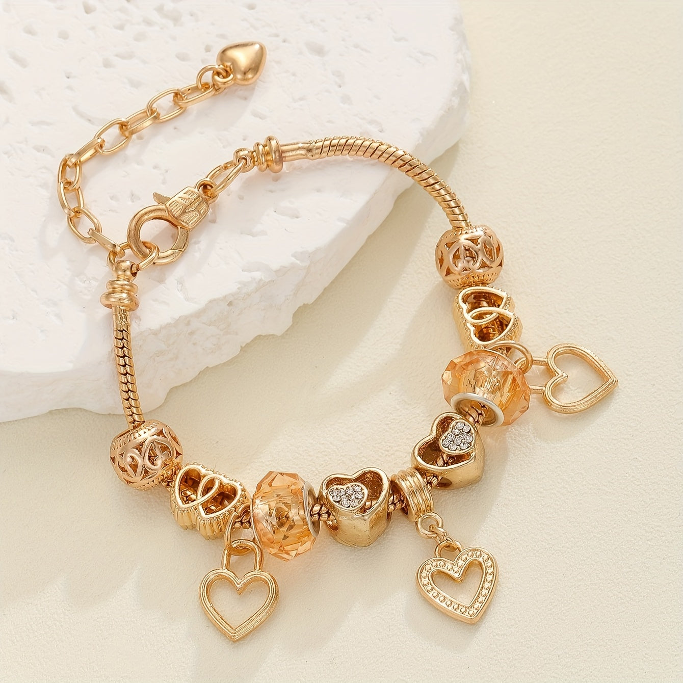 1pc Heart Shape Charm Bracelet - Boho Elegant Style for Women - Perfect for Daily Dating