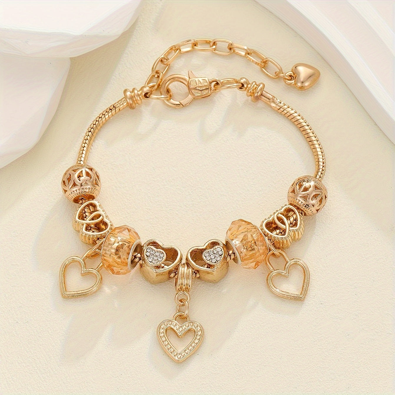 1pc Heart Shape Charm Bracelet - Boho Elegant Style for Women - Perfect for Daily Dating