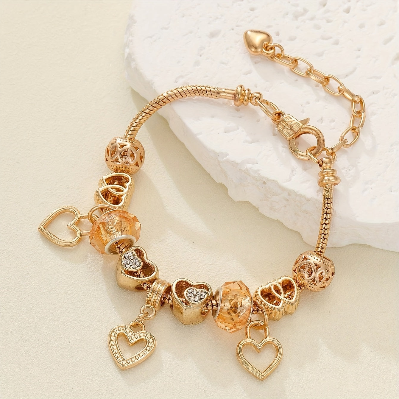 1pc Heart Shape Charm Bracelet - Boho Elegant Style for Women - Perfect for Daily Dating