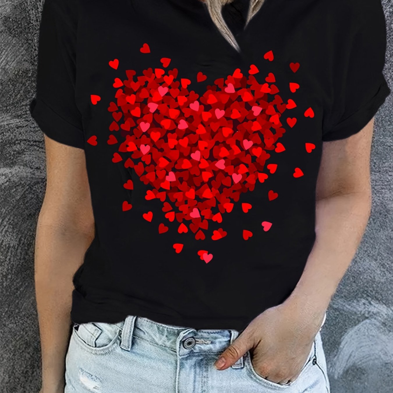 T-shirt imprimé coeur pour cadeaux de Saint Valentin, col rond manches courtes T-Shirt, Casual tous les jours Tops, vêtements pour femmes