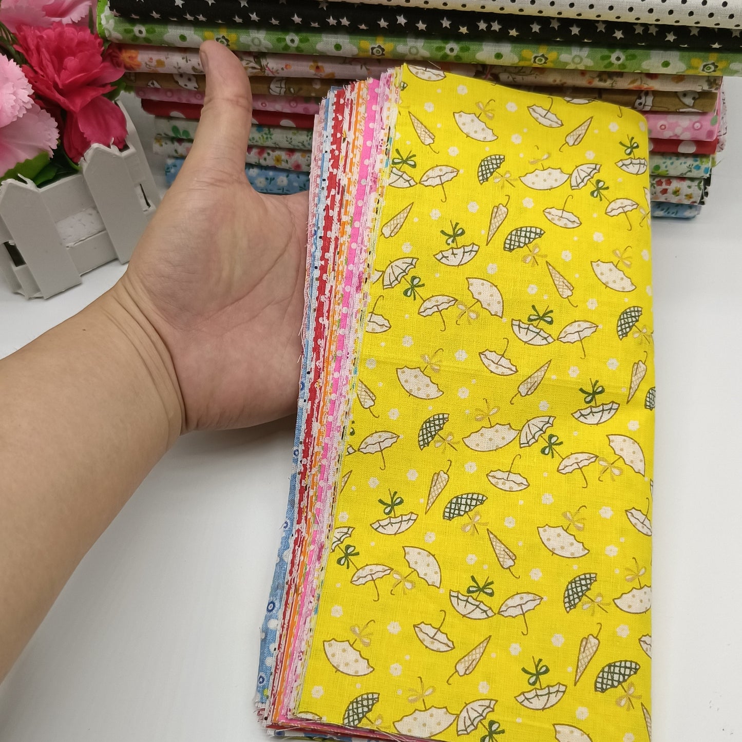 56pcs Floral Fabric DIY Handcraft Fabric Creative Patchwork Doll Clothing For DIY Sewing Scrapbooking Quilting Craft Patchwork 25in*25in\u002F9.8in*9.8in