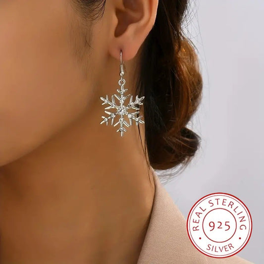 925 Sterling Silver Dangle Earrings Sparkling Snowflake Design Paved Shining Zirconia Match Daily Outfits Party Accessories High Quality Jewelry