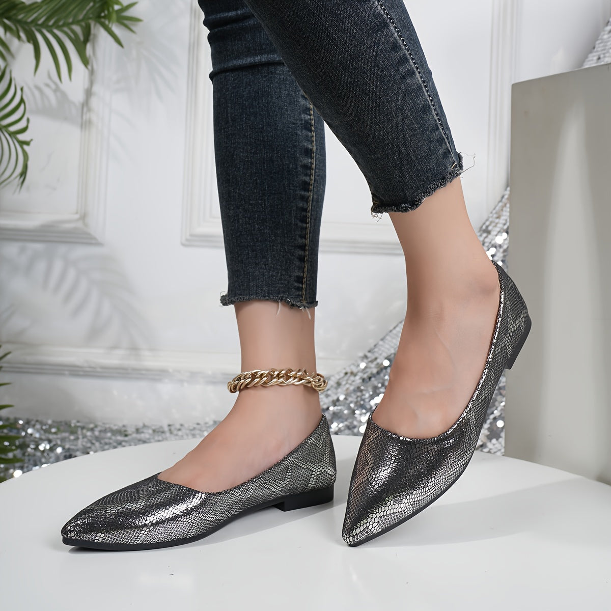 Women's Snakeskin Pattern Flat Shoes, Casual Point Toe Slip On Shoes, Lightweight & Comfortable Shoes