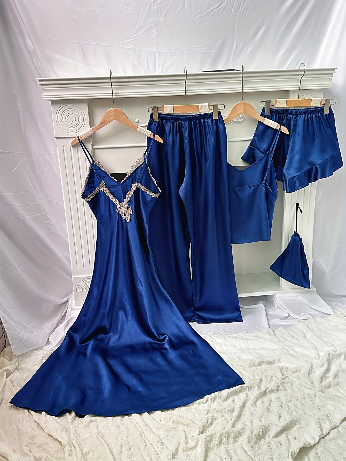 Set de dormir de satén de 5 piezas, encaje Trim Slip Vestido Cami Top Ruffle Shorts Pantalones de salón, Loungewear de mujer y ropa de dormir