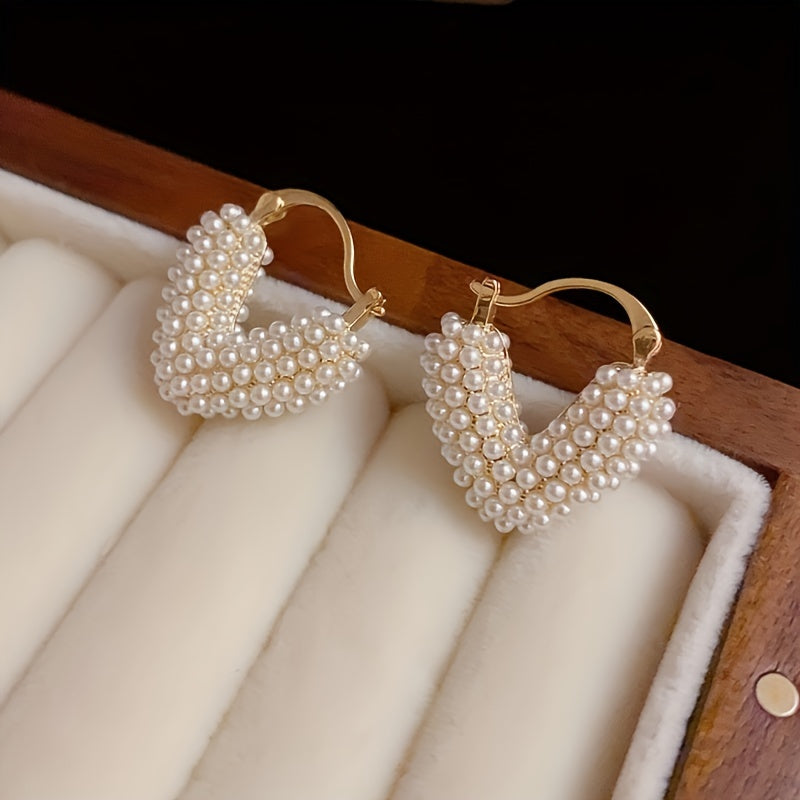 Creative Heart Shaped Hoop Earrings Full Of Imitation Pearl Zinc Alloy Jewelry Elegant Vintage Style Female Dating Ear Accessories