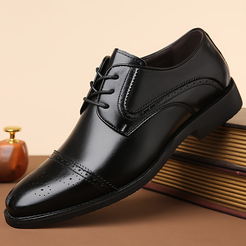 Los zapatos derby sólidos del dedo del pie brogue de los hombres, no resbalón cómodo ocasionales atan para arriba los zapatos formales para las actividades al aire libre de los hombres