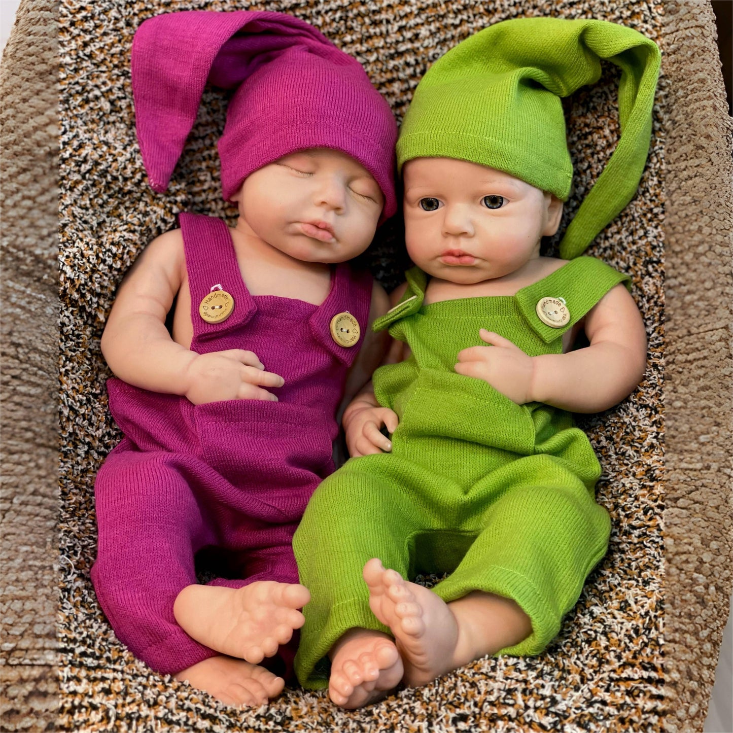 17.72inch Open & Closed Eyes Whole Soft Silicone Girls Reborn Dolls Painted Full Body Soft Solid Silicone Reborn Dolls With Cuddly Dress For Family's Christmas Gift \u002F New Year Gifts Collection Series