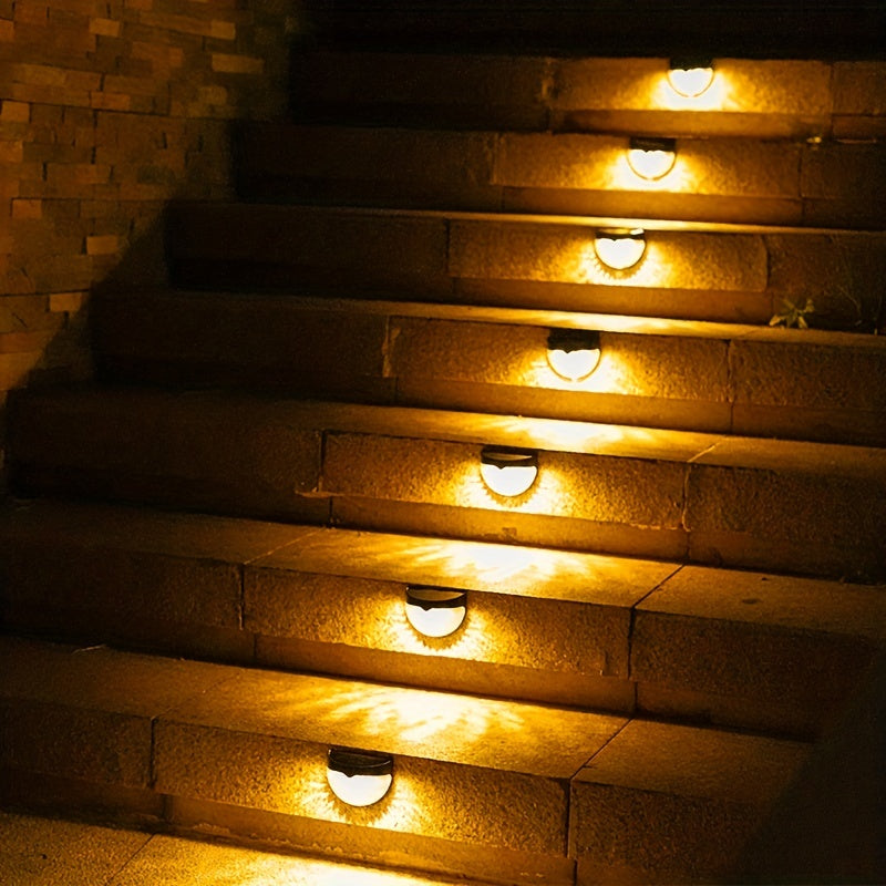 4 paquetes de luces de valla solar Luces de cubierta solar Luces de pared solares Montaje en pared con energía solar Lámpara de valla impermeable al aire libre Iluminación para valla Cubierta Patio Garaje Paso Escalera Blanco