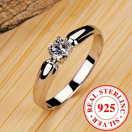 Ring aus 925er Sterlingsilber mit glänzendem Zirkonia, Symbol für Schönheit und Luxus, passend zu täglichen Outfits, Party-Accessoire, hochwertiger Schmuck