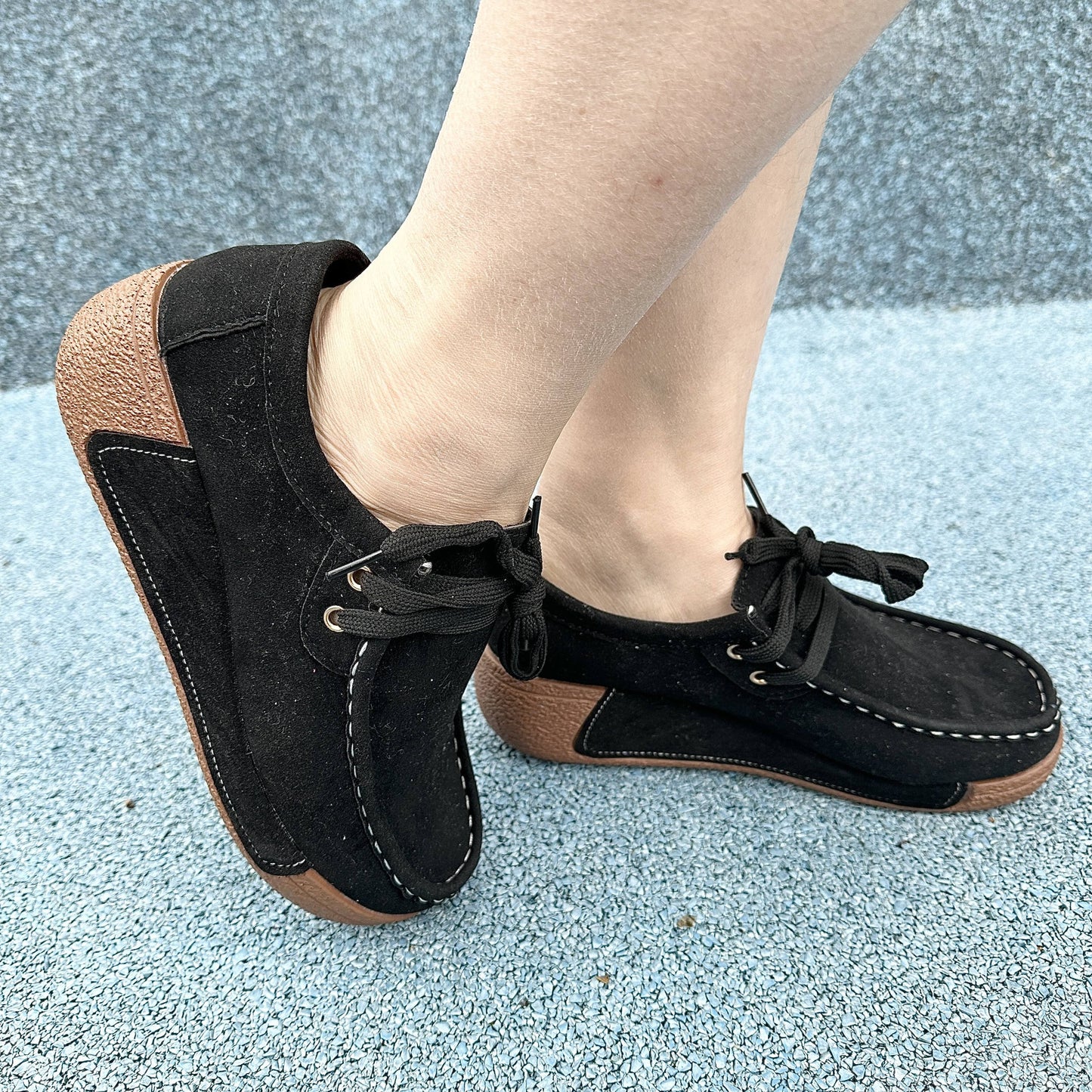 Einfarbige flache Turnschuhe für Damen, lässige Outdoor-Schuhe mit Schnürung, leichte Low-Top-Schuhe