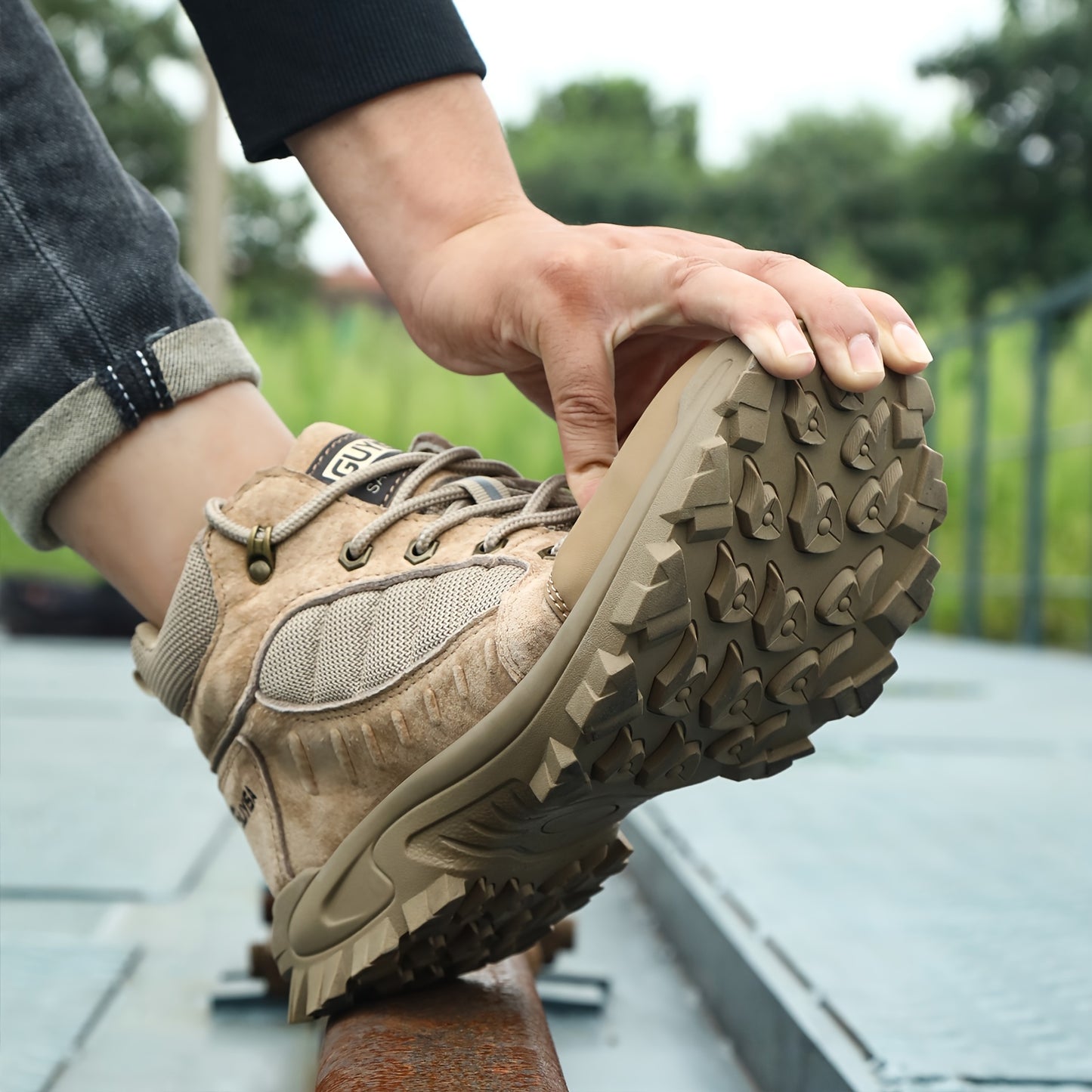 Men's Suede Work Safety Shoes, Puncture Proof Anti-skid Steel Toe Work Shoes, Industrial Construction Sneakers