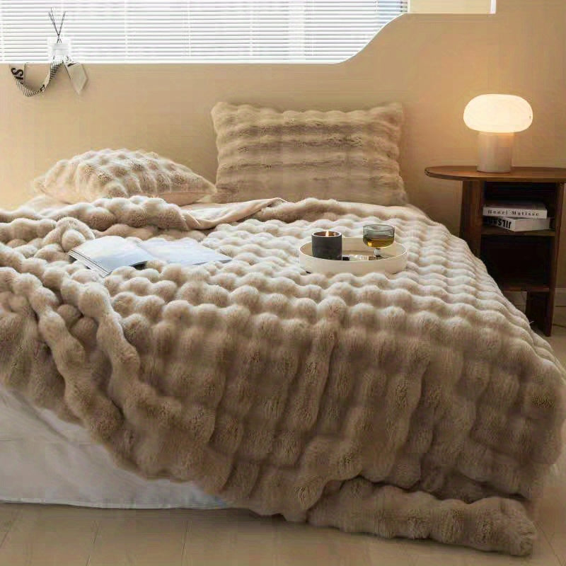 1pc Soft and Cozy Plush Blanket for Travel, Sofa, Bed, and Home Decor - Perfect Gift for Family and Friends