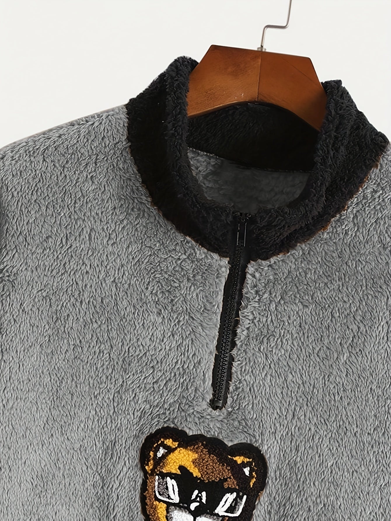 Men's Color Block Fuzzy Bear Pattern Sweatshirt, Half Zip Stand Collar Warm Pullover For Autumn Winter