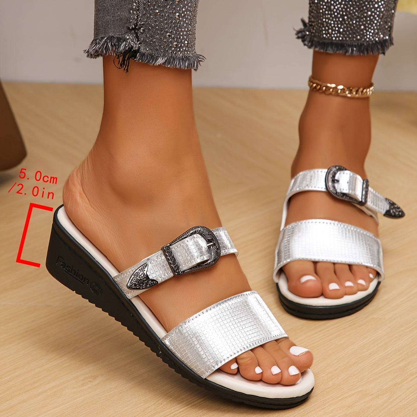 Sandalias casuales del color sólido de las mujeres, resbalón del cinturón de la hebilla en las diapositivas suaves de la plataforma, zapatos de la cuña del verano