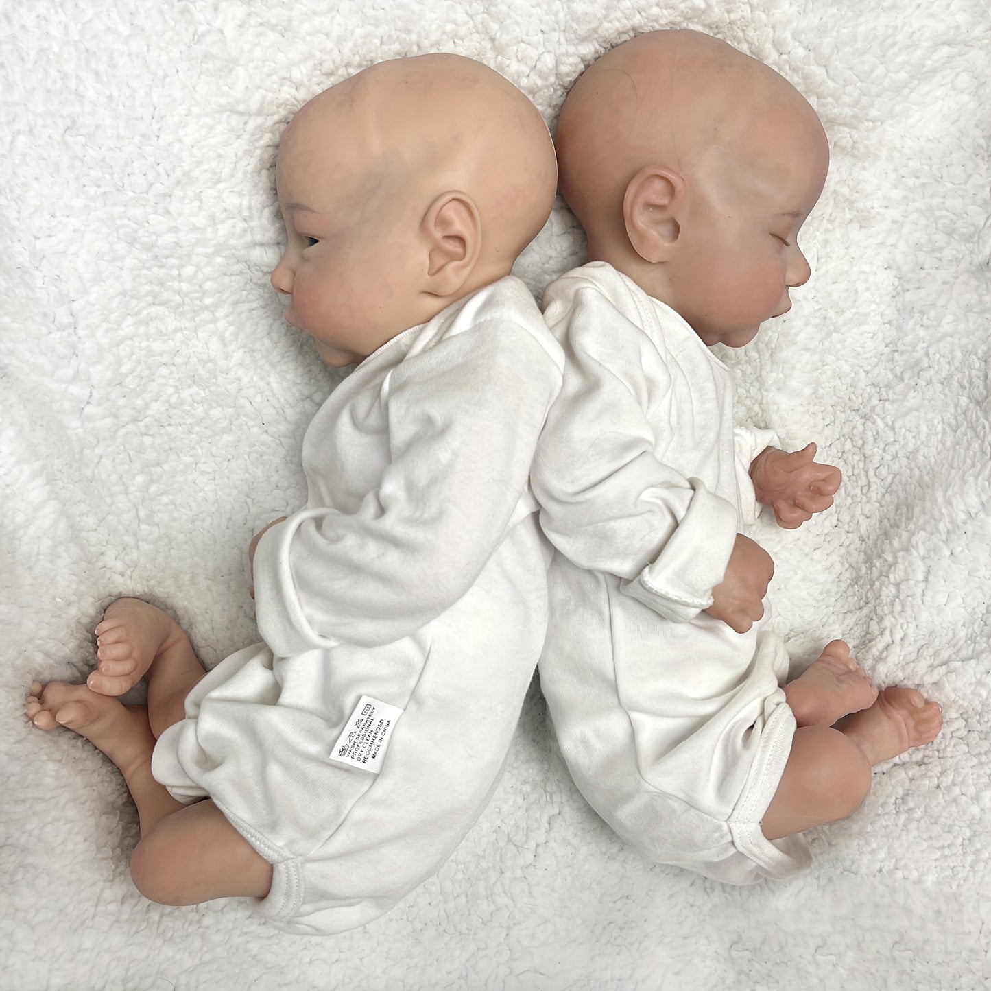 17.72inch Soft Silicone Reborn Baby Dolls - Sleeping Boy & Awake Girl - Perfect Family Gift! , Halloween\u002FThanksgiving Day\u002FChristmas gift