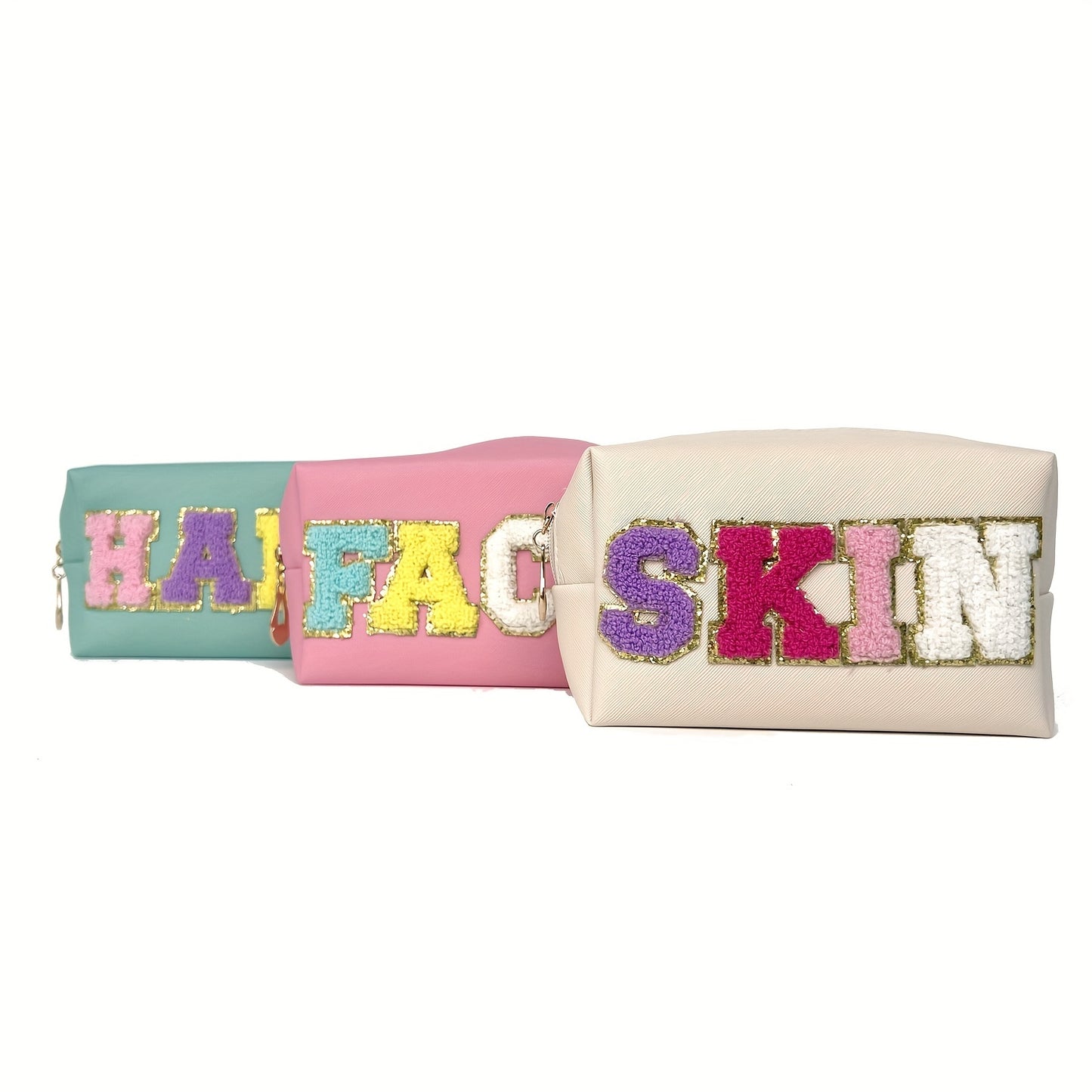 3 Stück Preppy Patch Make-up-Tasche mit HAUT HAARGESICHT Kleine Chenille Letter Kosmetik tasche Wasserdichte Reiß verschluss Hautpflege Pflege Taschen für Teenager Mädchen Tragbares Preppy Geschenk für Frauen (weiß, grün, rosa)