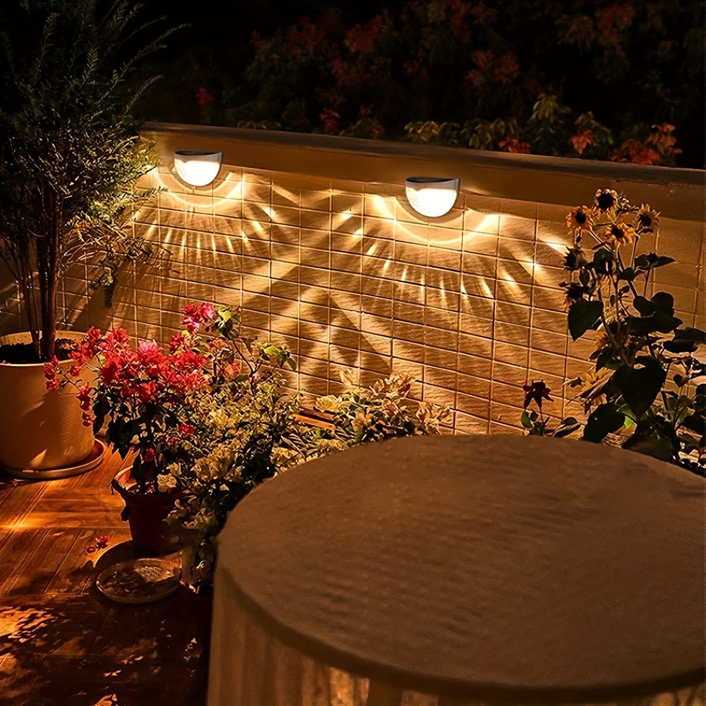 4packs de feux de clôture solaire solaire lumières de pont solaire mur lumières solaire alimenté montage mural extérieur étanche clôture lampe éclairage pour clôture terrasse patio cour garage étape escalier blanc