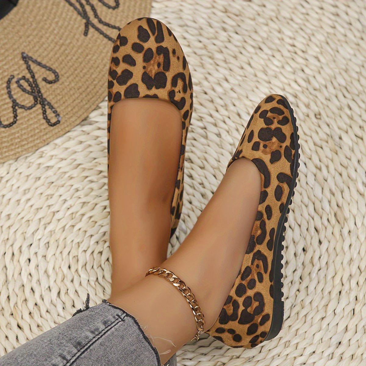 Women's Leopard Print Flat Shoes, Casual Slip On Shallow Mouth Shoes, Lightweight & Comfortable Shoes