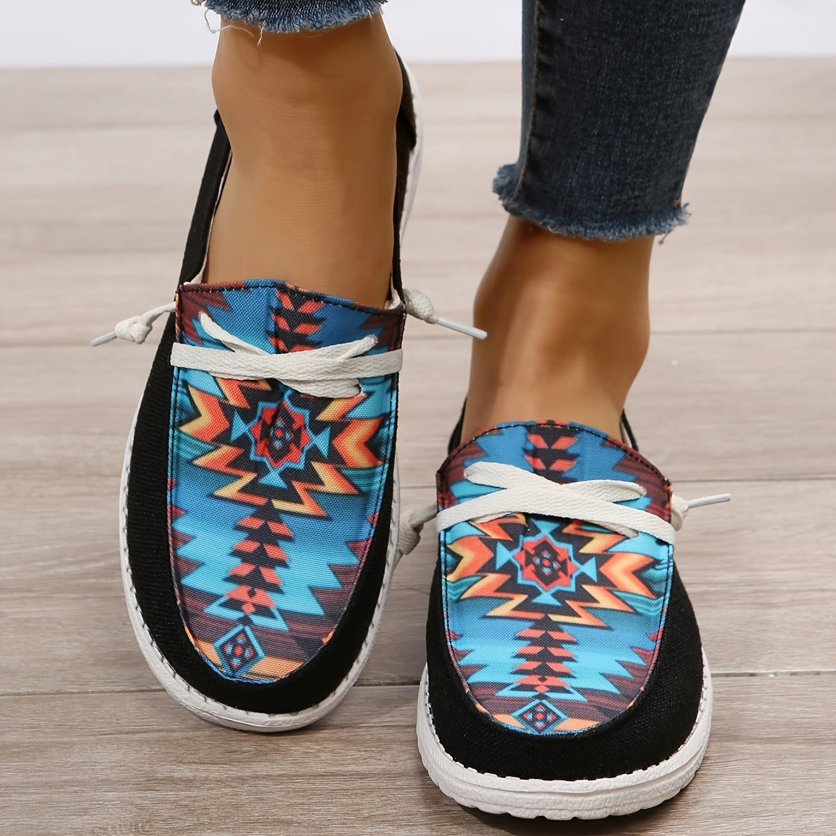 Women's Geometric Flat Canvas Shoes, Black Lightweight Non-slip Low Top Shoes, Casual Walking Shoes