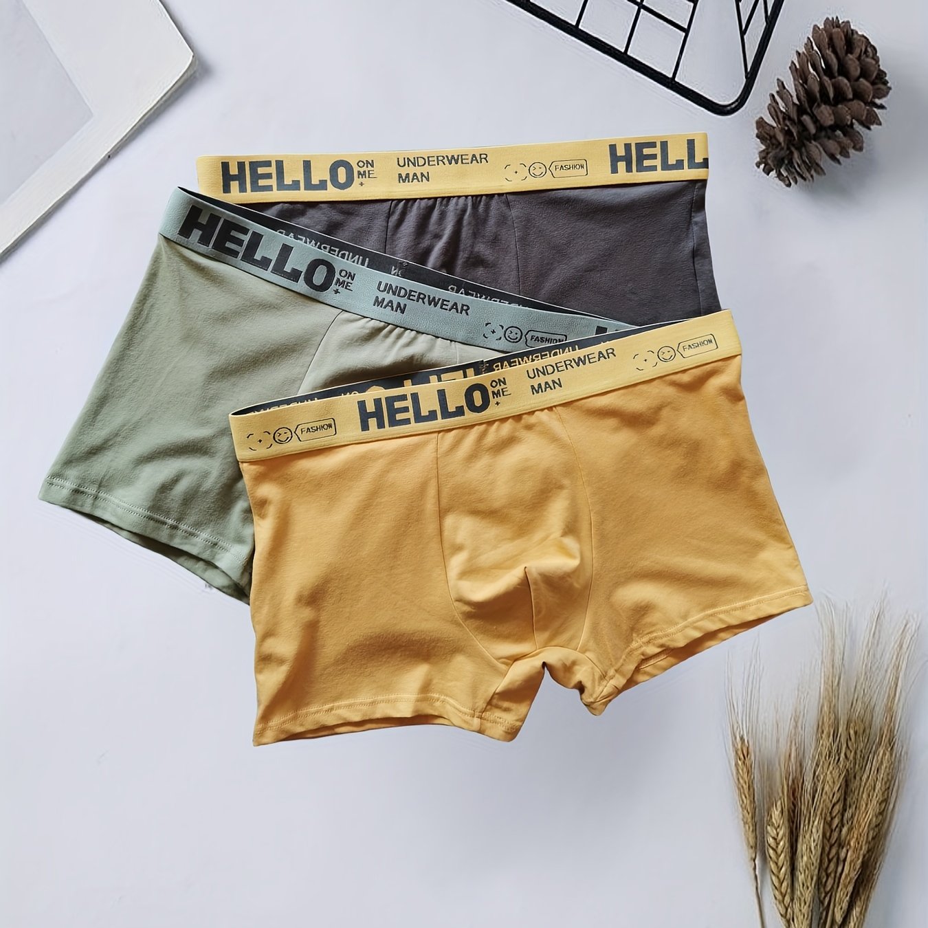 3pcs\u002Fpack Men's 95% Cotton Comfy Medium Stretch Solid Color Underwear, Classic Breathable Fashion Boxer Briefs