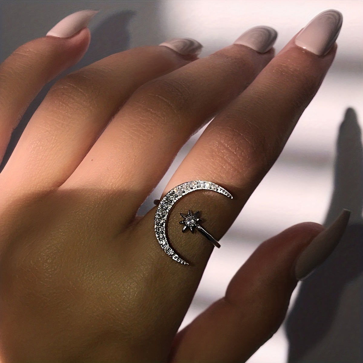 1pc Trendy Cuff Ring Moon And Sun Design Crescent Shape Inlaid Rhinestone Match Daily Outfits Dainty Party Accessory