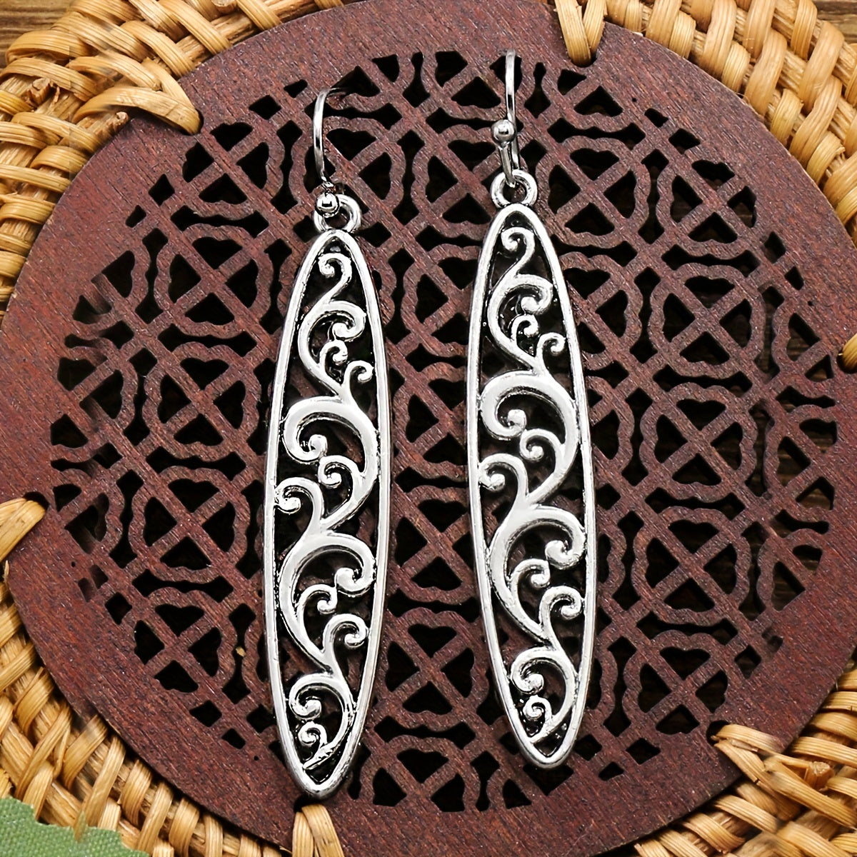 16 Pairs \u002F Set Vintage Carved Pattern Silvery Dangle Earrings Retro Ethnic Style Zinc Alloy Jewelry Delicate Female Gift